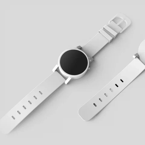 Smartwatch deportivo blanco (producto de muestra)